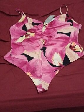 H&M Womens Plus Size Floral Pink Bodysuit Top Size 2X